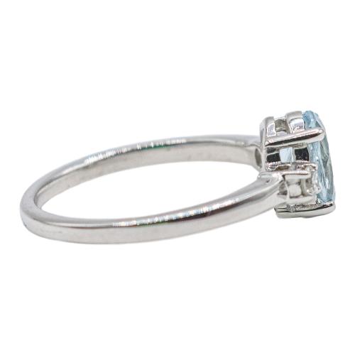 ANILLO CON AGUAMARINA Y DIAMANTES