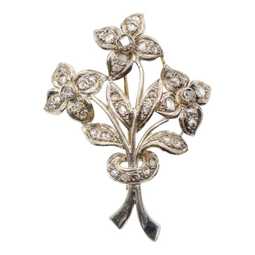 BROCHE FLORAL CON DIAMANTES