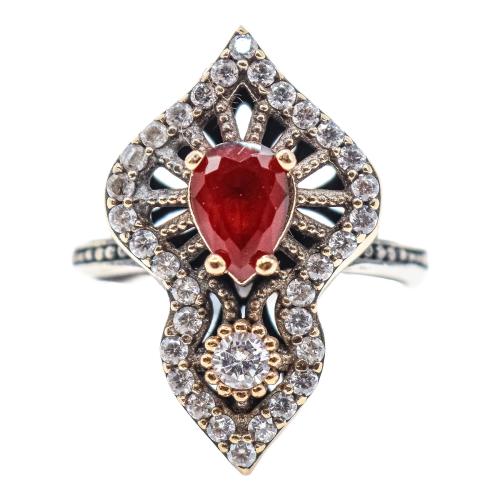 ANILLO HINDÚ CON GRANATE