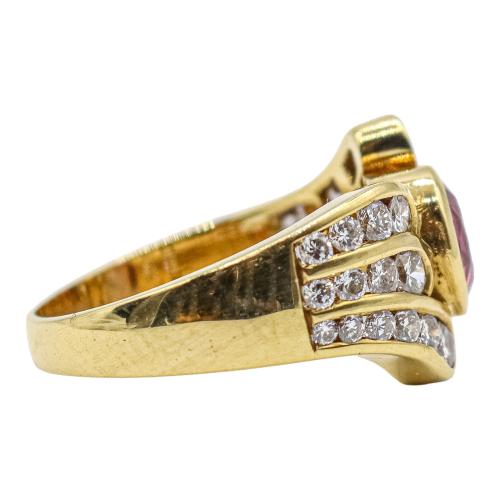 ANILLO CON RUBÍ Y BRILLANTES
