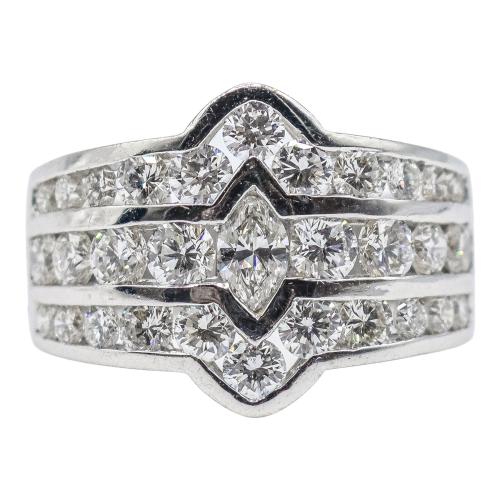 ANILLO CON BRILLANTES