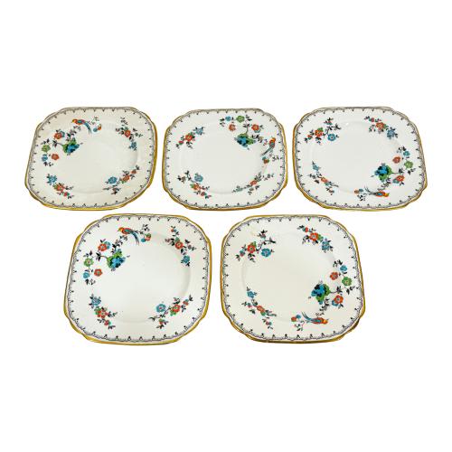 CONJUNTO DE PLATITOS DE POSTRE EN PORCELANA INGLESA 