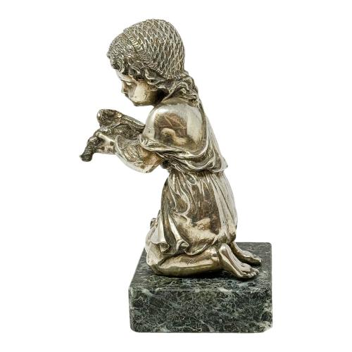 FIGURA CON PATINA DE PLATA DEL ÚLTIMO CUARTO S. XX