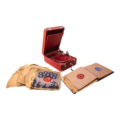 GRAMÓFONO DE MALETA DE LOS AÑOS 30