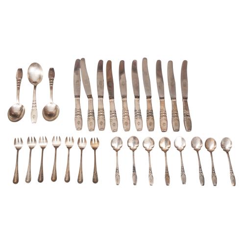 CONJUNTO DE CUBIERTOS ART DECÓ METAL PLATEADO
