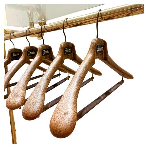 ESTANTE PERCHERO PARA VESTIDOR DEL ÚLTIMO TERCIO DEL S.XX