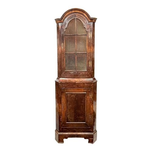 PEQUEÑO MUEBLE INGLÉS RINCONERO DEL SIGLO XIX