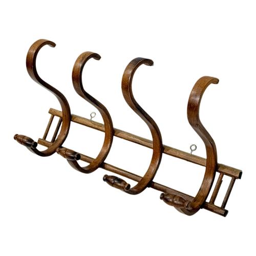 COLGADOR ESTILO THONET DE LA SEGUNDA MITAD DEL S.XX