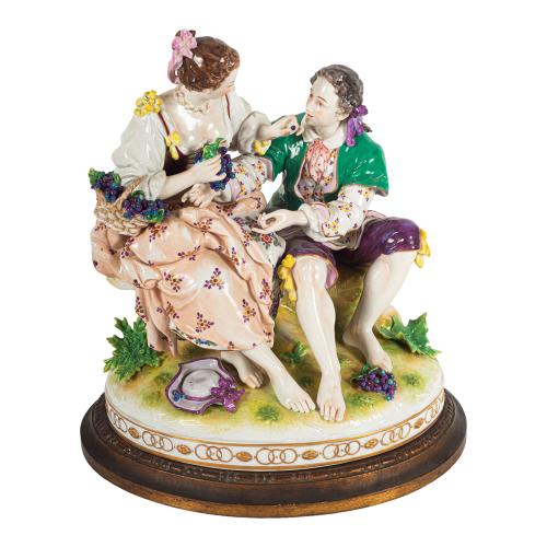 GRAN FIGURA DE PORCELANA ALEMANA VOLKSTEDT, AÑOS 40-50