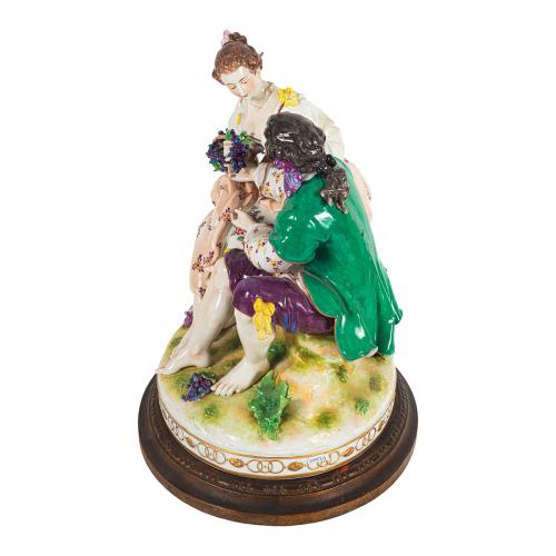 GRAN FIGURA DE PORCELANA ALEMANA VOLKSTEDT, AÑOS 40-50