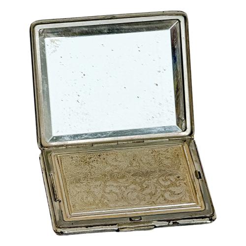 POLVERA EN PLATA DE MEDIADOS DE SIGLO XX