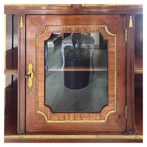 MUEBLE APARARADOR TRINCHANTE DEL PRIMER CUARTO DE S. XX