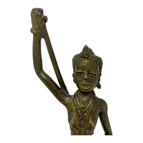 FIGURA DE BRONCE AFRICANO DE MEDIADOS DE S. XX