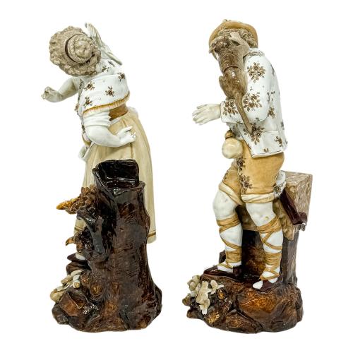 PAREJA DE FIGURAS DE PORCELANA DRESDEN  PRIMER CUARTO S. XX