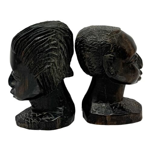 PAREJA DE BUSTOS AFRICANOS DEL ÚLTIMO CUARTO S. XX