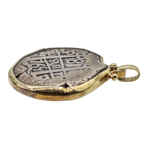 COLGANTE CON MONEDA 1769
