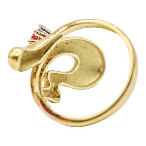 ANILLO CON BRILLANTE Y RUBÍ