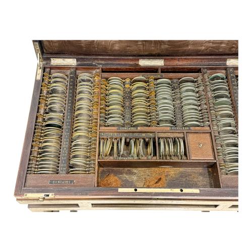 CAJA DE LENTES PARA ÓPTICO DEL PRINCIPIOS DEL S.XX