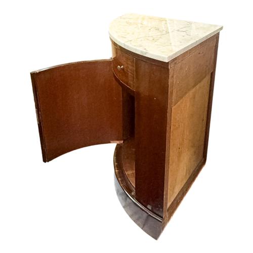 MUEBLE ESQUINERO DEL ÚLTIMO CUARTO DE SIGLO XIX