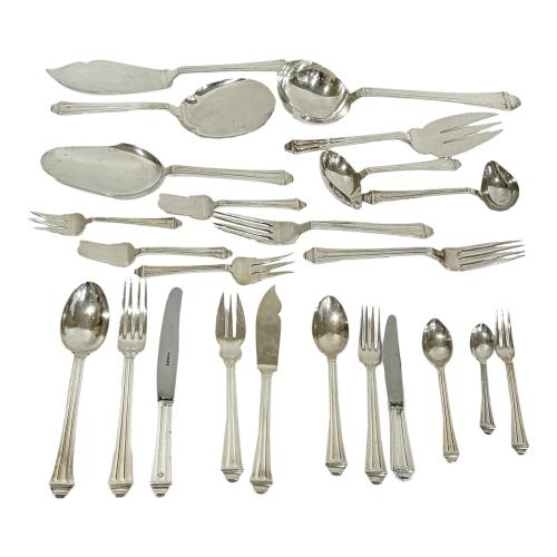 CUBERTERÍA EN PLATA PARA 12 SERVICIOS