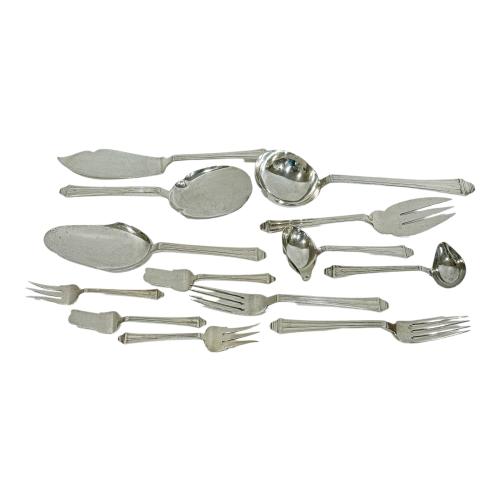 CUBERTERÍA EN PLATA PARA 12 SERVICIOS