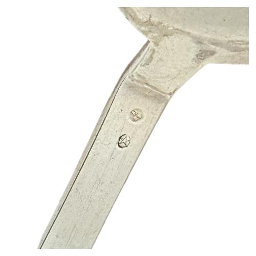 CUBERTERÍA EN PLATA PARA 12 SERVICIOS