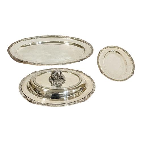 SERVICIO DE MESA  DE MEDIADOS DE SIGLO XX
