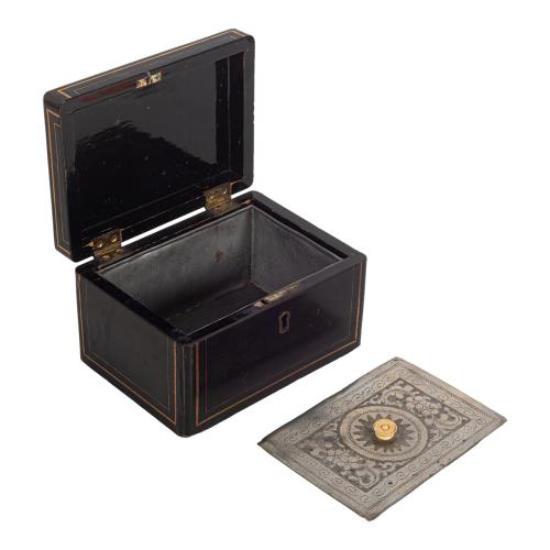 CAJA DE TÉ CHINA DE MEDIADOS DEL SIGLO XIX