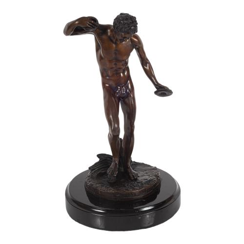FIGURA DE FAUNO DANZANDO CON PLATILLOS