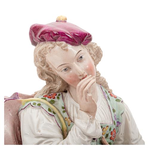 PAREJA DE FIGURAS DE PORCELANA DEL SIGLO XIX