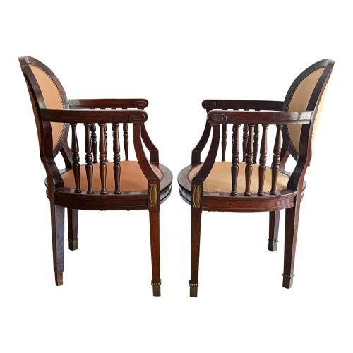 PAREJA DE SILLONES DE LOS AÑOS VEINTE
