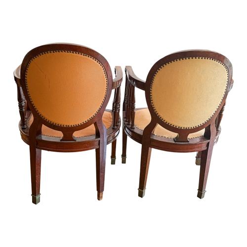 PAREJA DE SILLONES DE LOS AÑOS VEINTE
