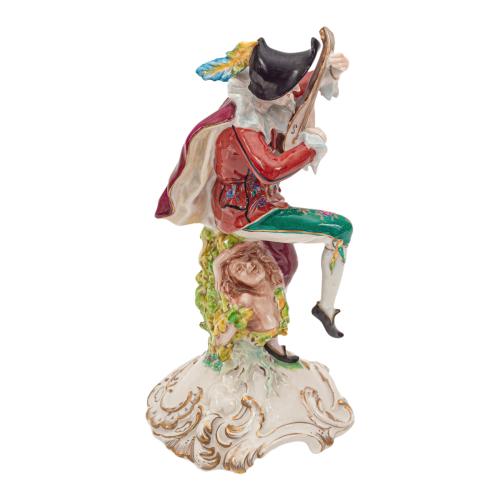 FIGURA DE PORCELANA ALEMANA DEL PRIMER TERCIO S. XX
