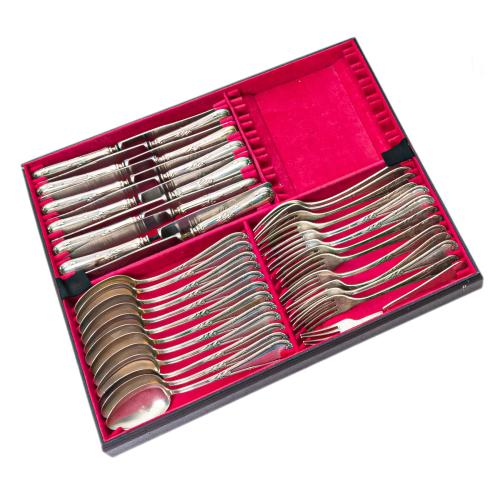 CUBERTERIA DE PLATA DE MEDIADOS DE SIGLO XX