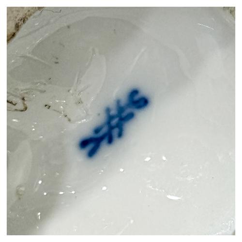 FIGURA EN PORCELANA VOLKSTEDT DEL PRIMER TERCIO DEL S.XX