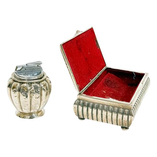 CAJA CIGARRERA Y ENCENDEDOR DE PLATA DE ÚLTIMO TERCIO S. XX 