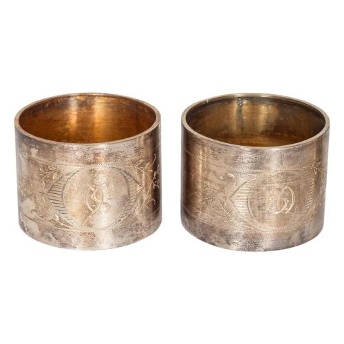 DOS PAREJAS DE ARGOLLAS DE PRIMER TERCIO DE S. XX