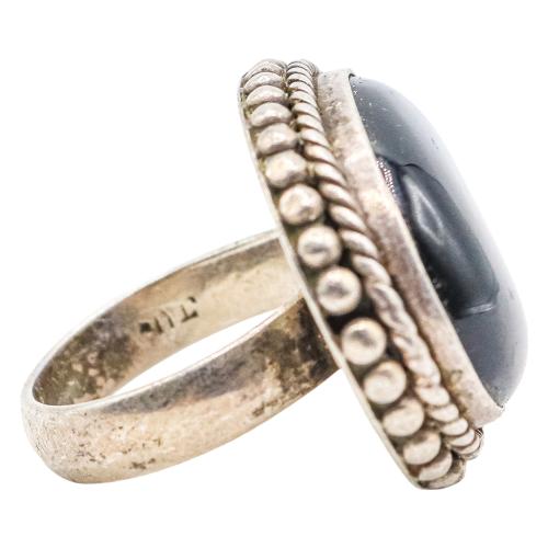 ANILLO DE PLATA CON ÓNIX