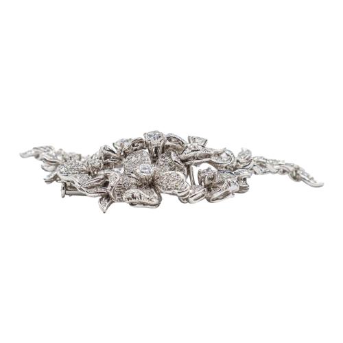 BROCHE FLORAL CON DIAMANTES, AÑOS 80