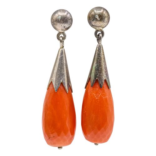 PENDIENTES LARGOS CON CORAL