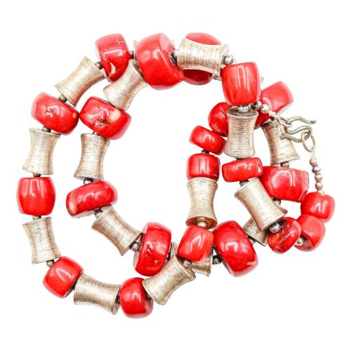 COLLAR DE PLATA CON CORAL BAMBÚ