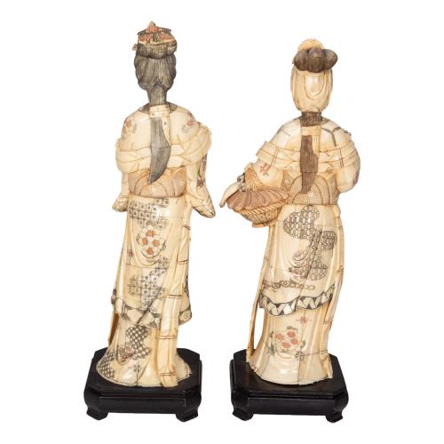 PAREJA DE FIGURAS ORIENTALES DEL ÚLTIMO TERCIO DEL S.XX