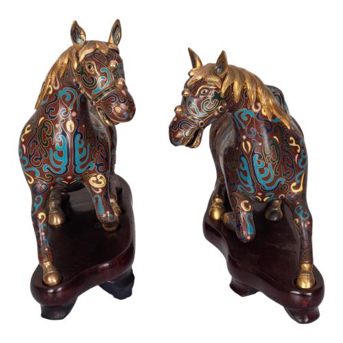 PAREJA DE FIGURAS ORIENTALES DEL ÚLTIMO TERCIO S.XX