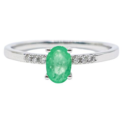 ANILLO CON ESMERALDA Y BRILLANTES