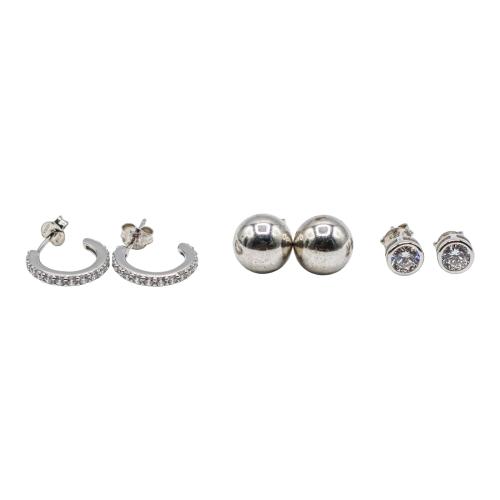 TRES PARES DE PENDIENTES