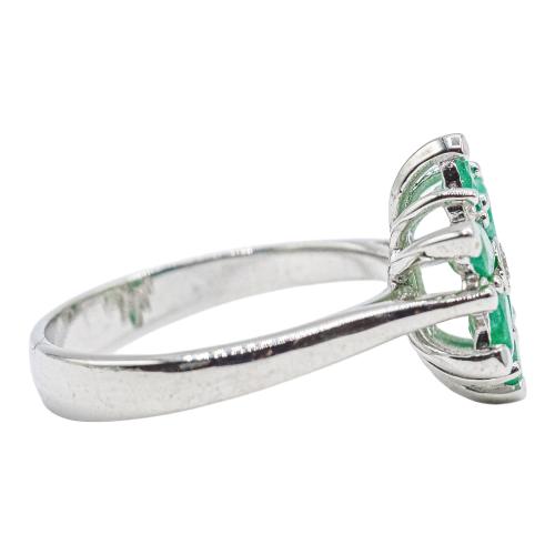 ANILLO CON ESMERALDAS Y BRILLANTES